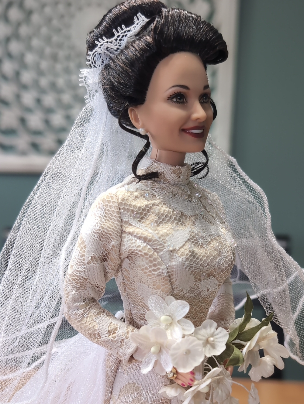 Erica Cane Champagne Lace Wedding - Picture 3 of 9